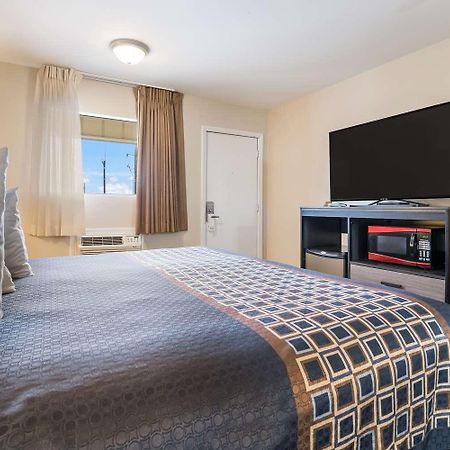 Americas Best Value Inn Refugio Екстериор снимка