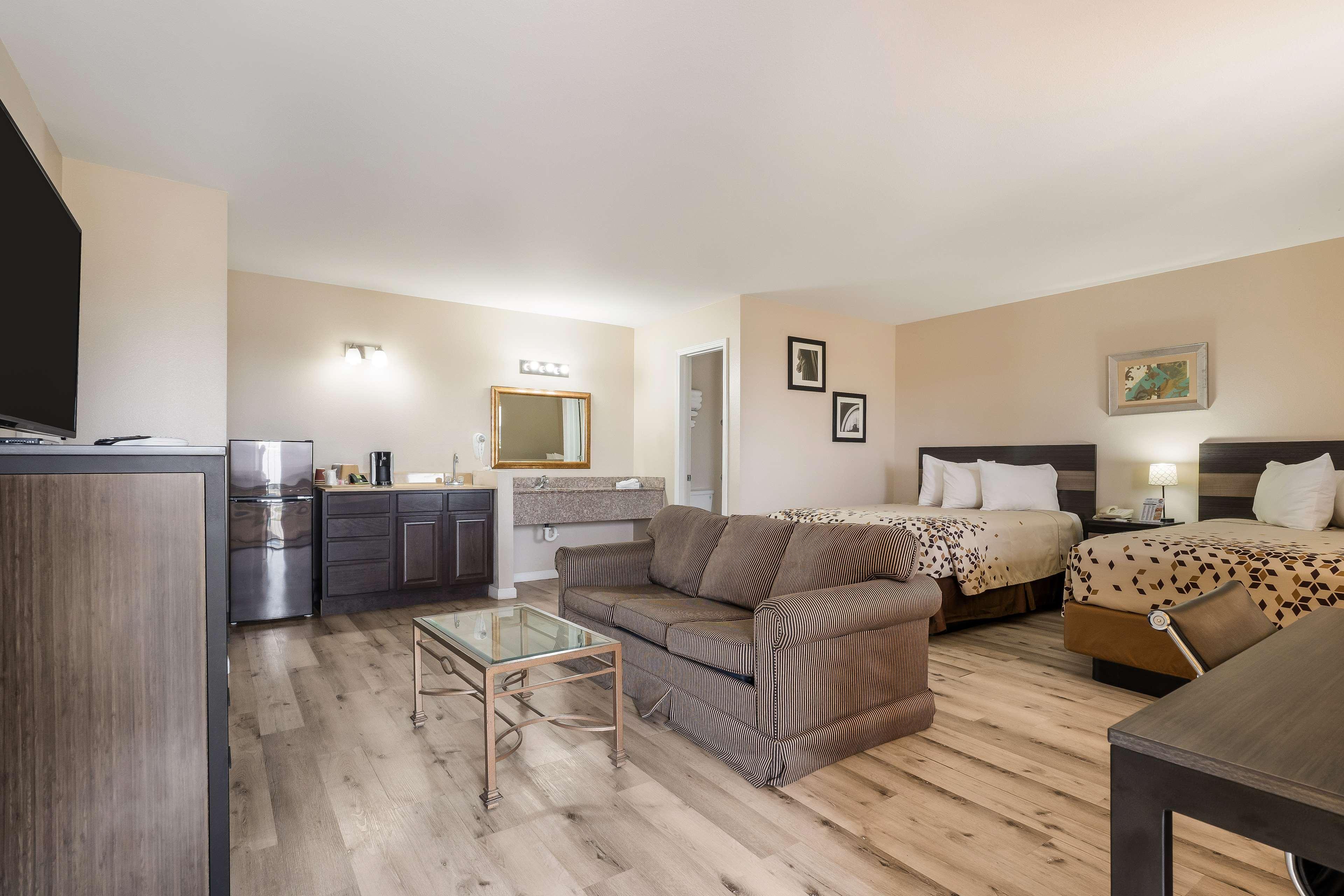 Americas Best Value Inn Refugio Екстериор снимка