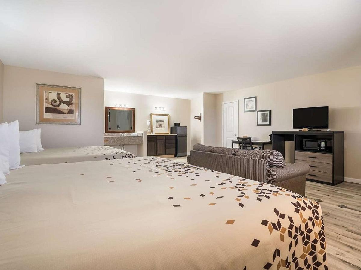 Americas Best Value Inn Refugio Екстериор снимка