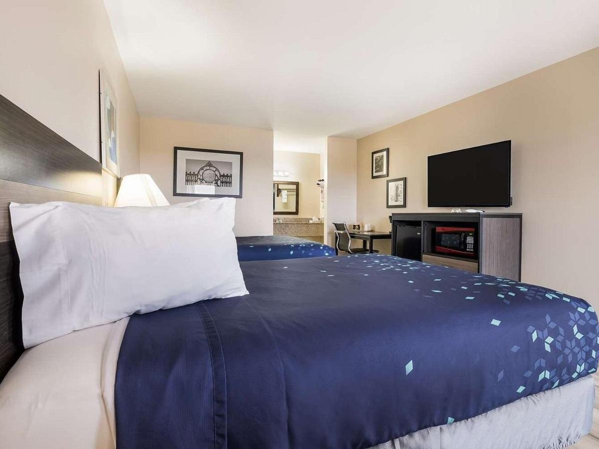 Americas Best Value Inn Refugio Екстериор снимка