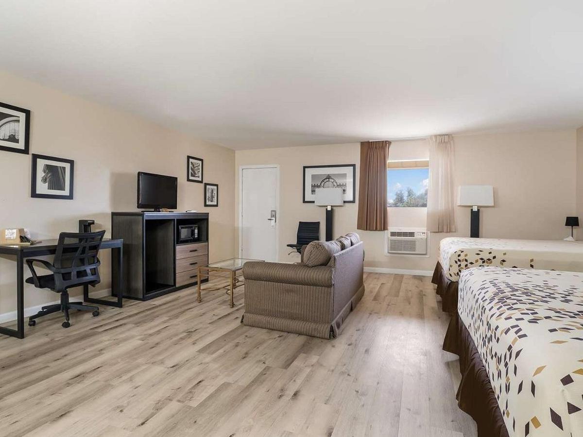 Americas Best Value Inn Refugio Екстериор снимка